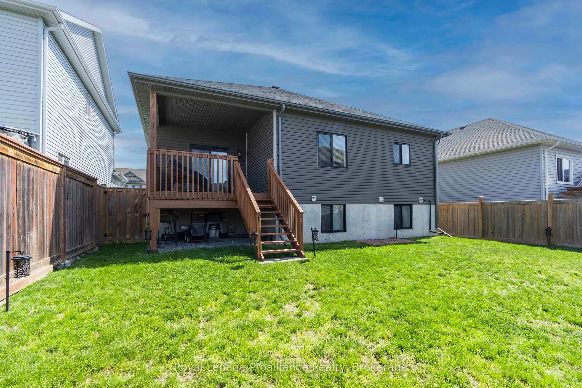 Photo 22 of 5 Walnut Drive, Belleville, Thurlow Ward — HOMEH