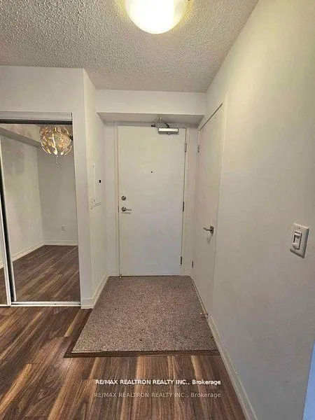 Photo 3 of Unit 520, 812 Lansdowne Avenue, Toronto, Dovercourt-Wallace Emerson-Junction — HOMEH