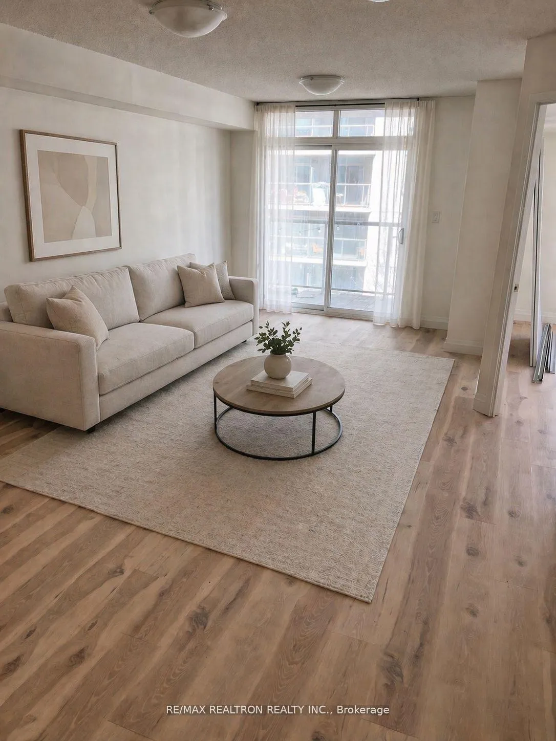 Photo 6 of Unit 520, 812 Lansdowne Avenue, Toronto, Dovercourt-Wallace Emerson-Junction — HOMEH