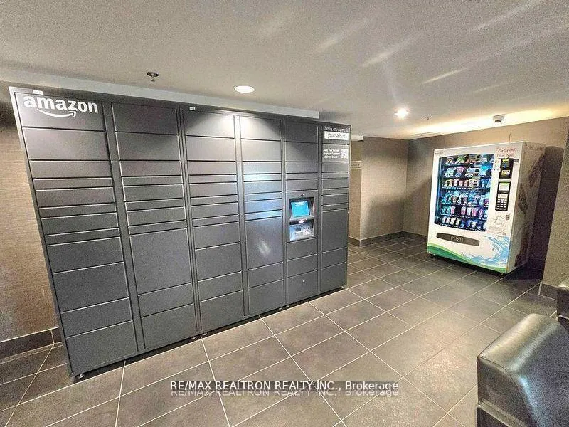 Photo 17 of Unit 520, 812 Lansdowne Avenue, Toronto, Dovercourt-Wallace Emerson-Junction — HOMEH