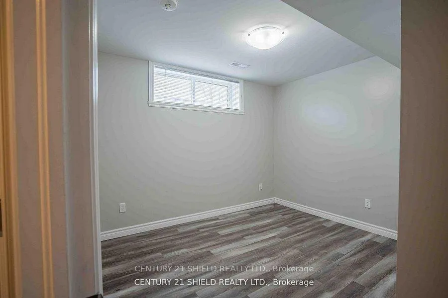 Photo 21 of 221 Third Street W, Cornwall — HOMEH