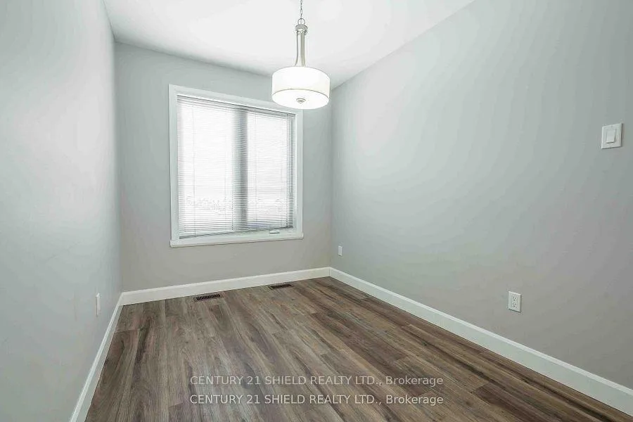 Photo 4 of 236 East Ridge Drive, Cornwall — HOMEH