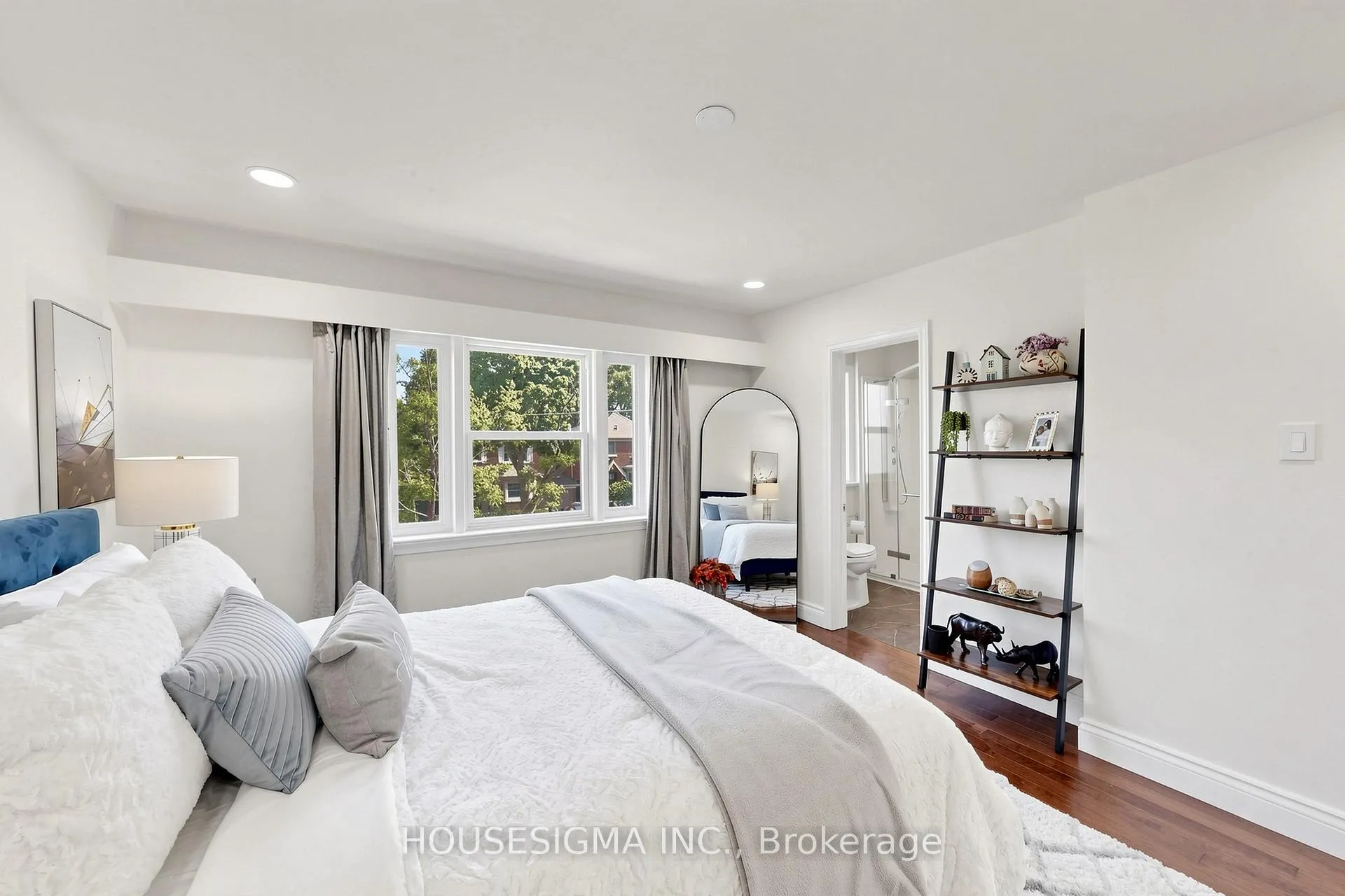 Photo 18 of 448 Broadway Avenue, Toronto, Leaside — HOMEH