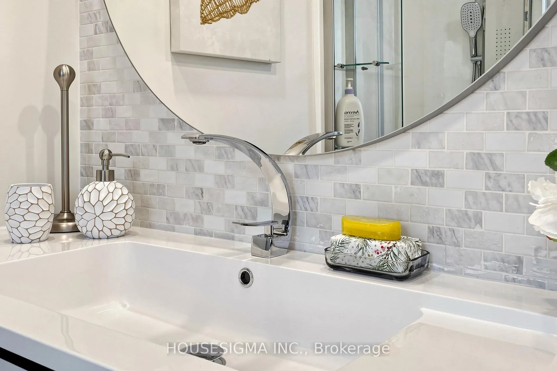 Photo 23 of 448 Broadway Avenue, Toronto, Leaside — HOMEH