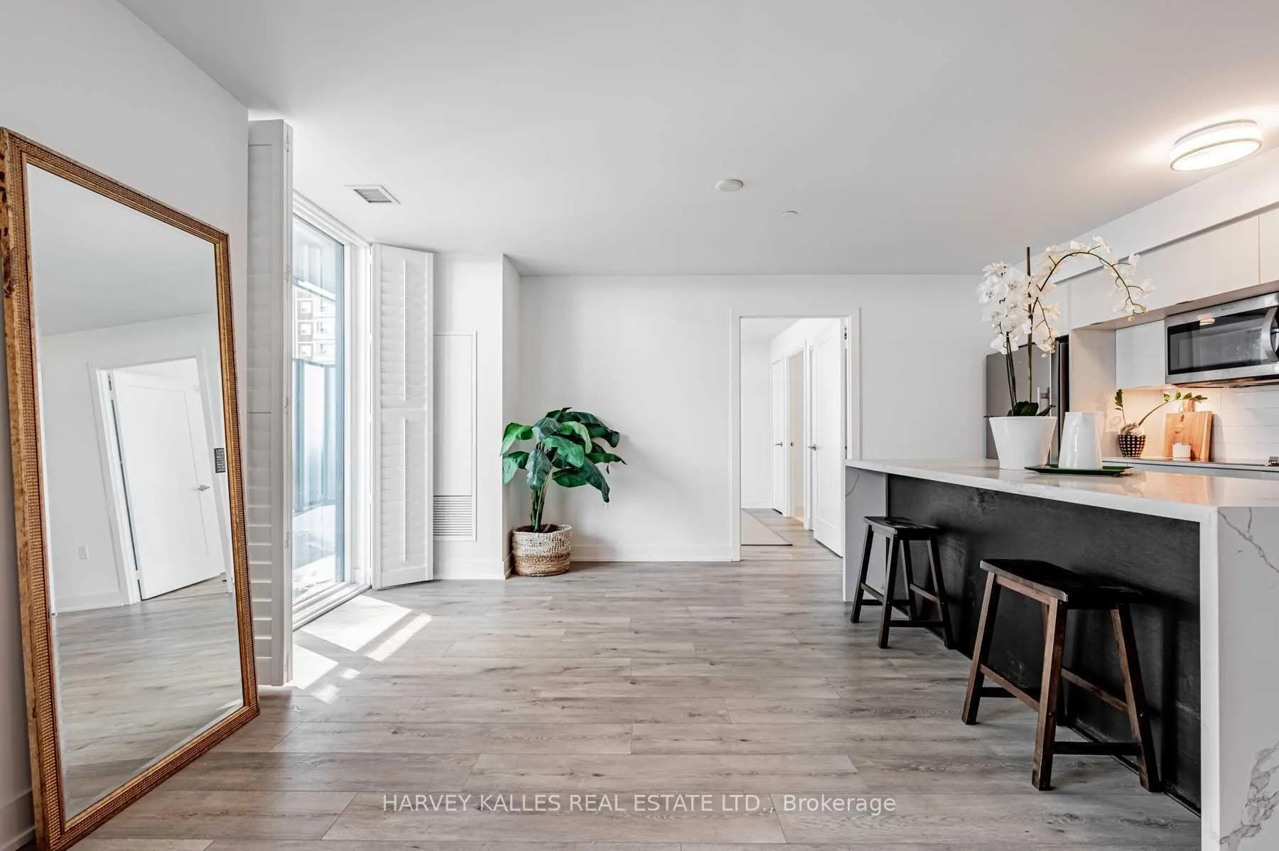 Photo 3 of Unit 505, 575 Bloor Street E, Toronto, Cabbagetown-South St. James Town — HOMEH