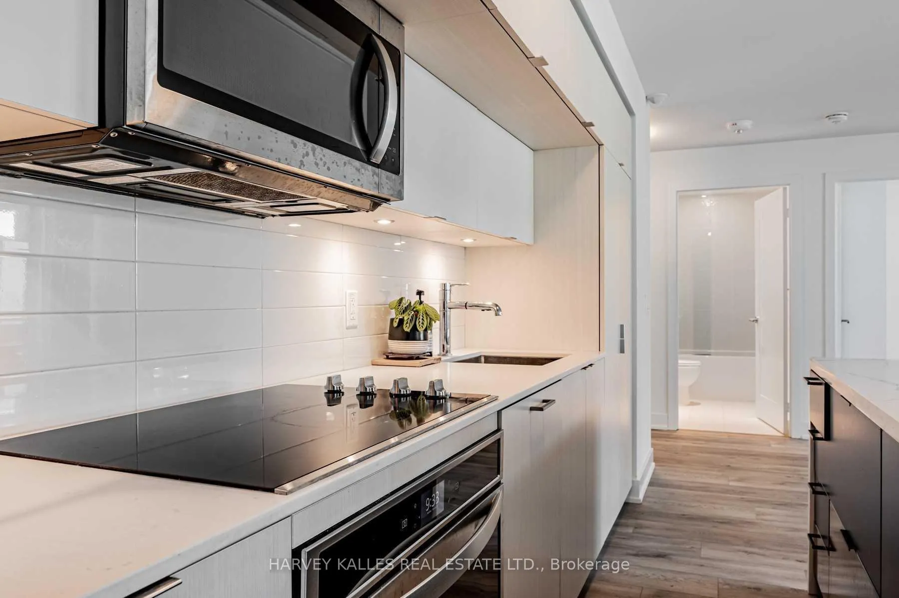 Photo 5 of Unit 505, 575 Bloor Street E, Toronto, Cabbagetown-South St. James Town — HOMEH