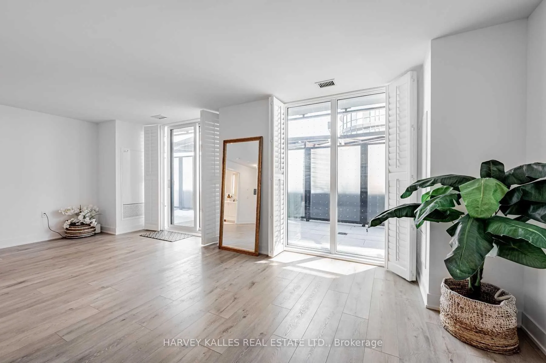 Photo 11 of Unit 505, 575 Bloor Street E, Toronto, Cabbagetown-South St. James Town — HOMEH