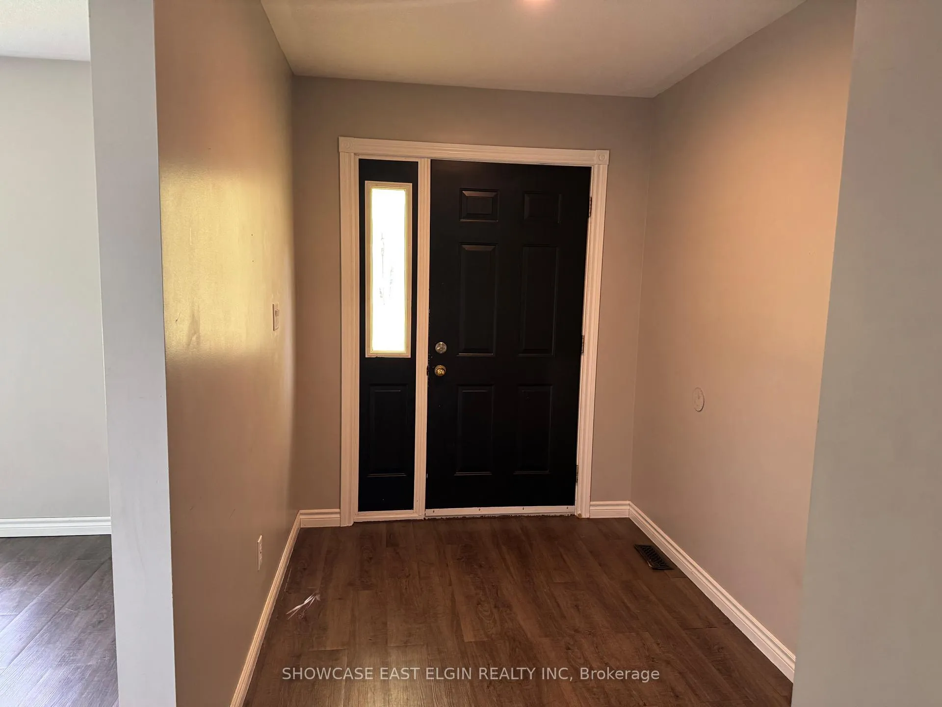 Photo 9 of 28 Melanie Drive, Aylmer — HOMEH