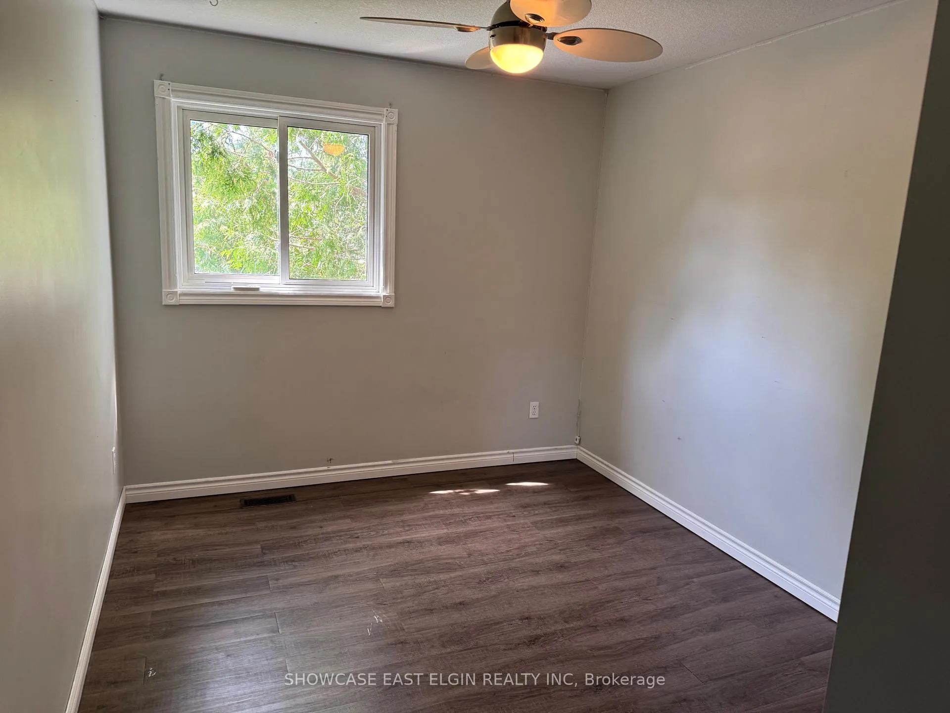 Photo 8 of 28 Melanie Drive, Aylmer — HOMEH