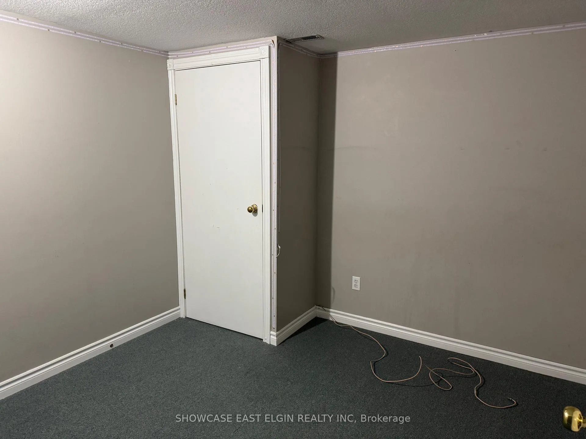 Photo 11 of 28 Melanie Drive, Aylmer — HOMEH