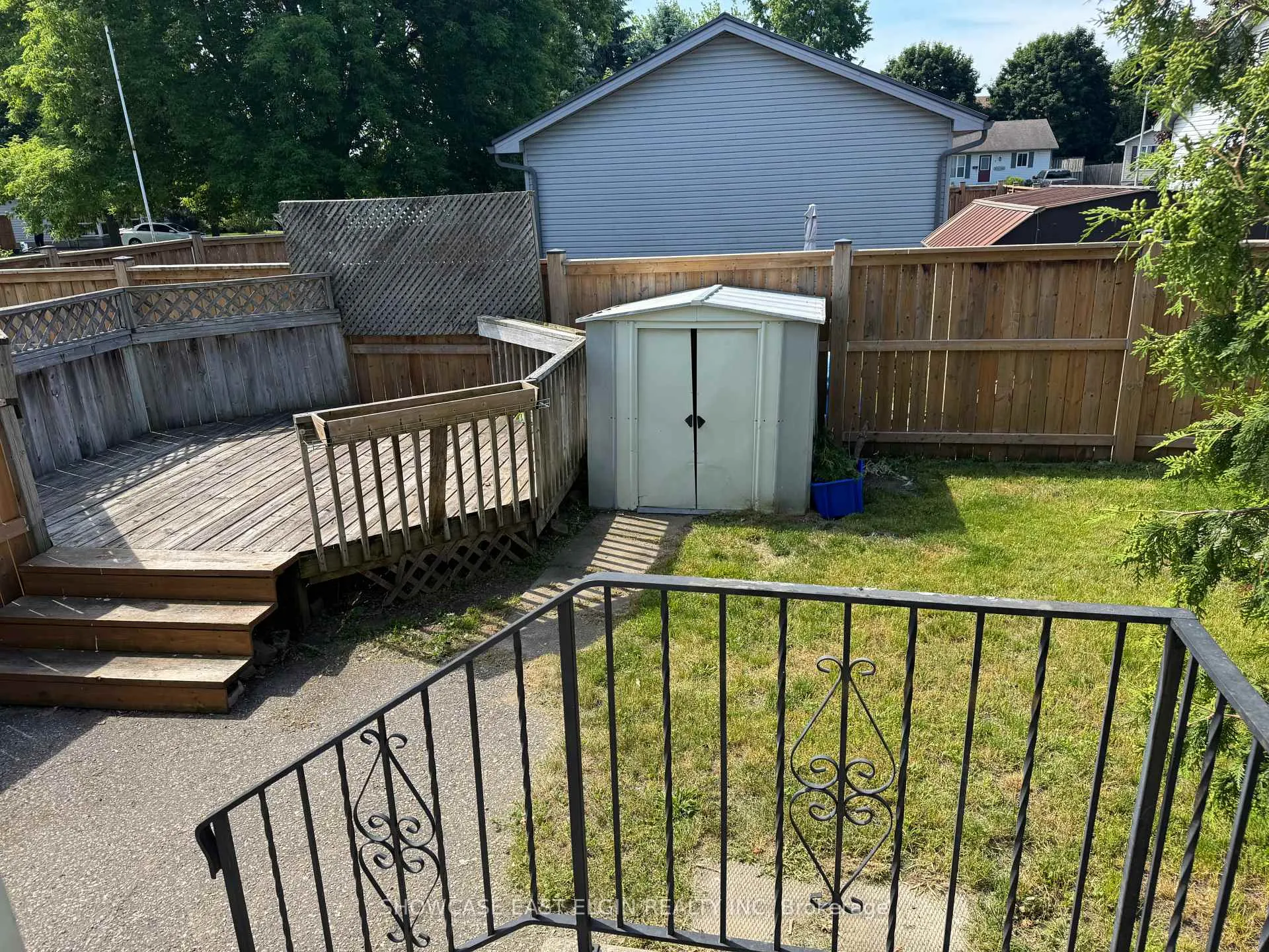 Photo 2 of 28 Melanie Drive, Aylmer — HOMEH