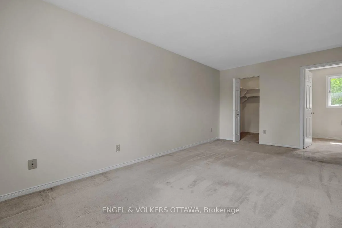 Photo 29 of 210 Cypress Court, Ottawa, Bayshore — HOMEH