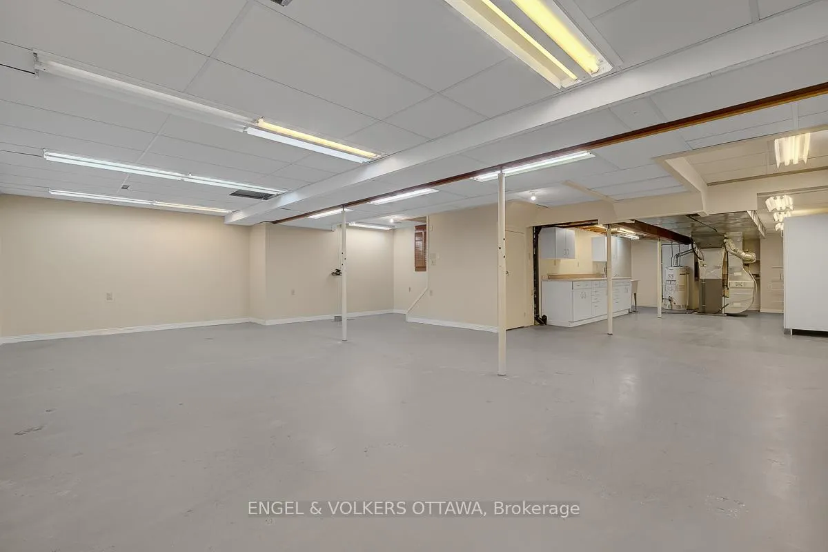 Photo 41 of 210 Cypress Court, Ottawa, Bayshore — HOMEH