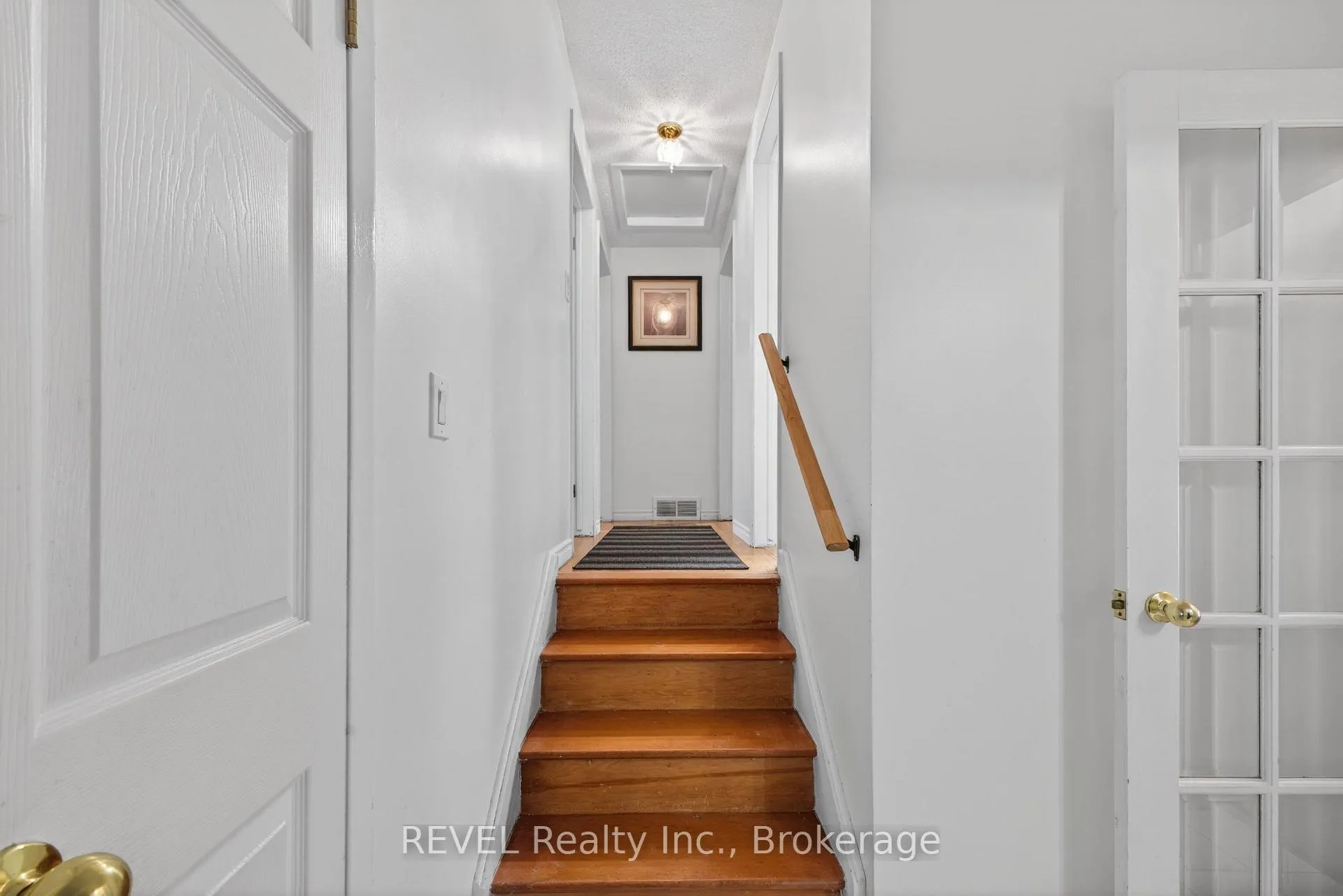 Photo 19 of 9 Rexleigh Crescent, St. Catharines, Lakeport — HOMEH