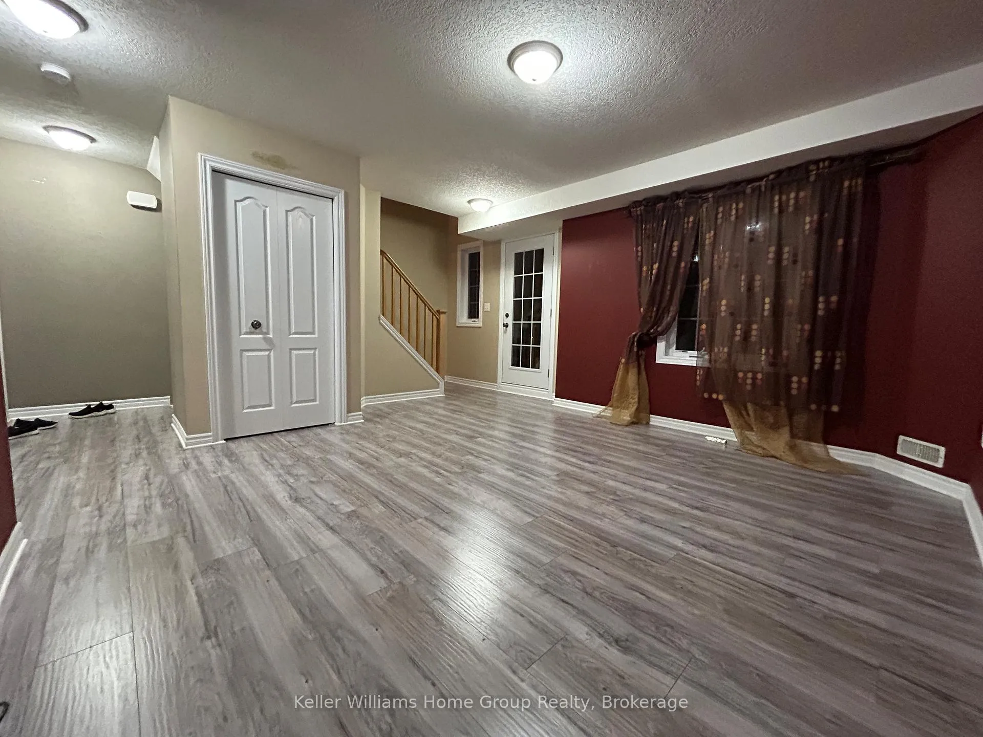 Photo 11 of Unit 13B, 55 Mooregate Crescent, Kitchener — HOMEH