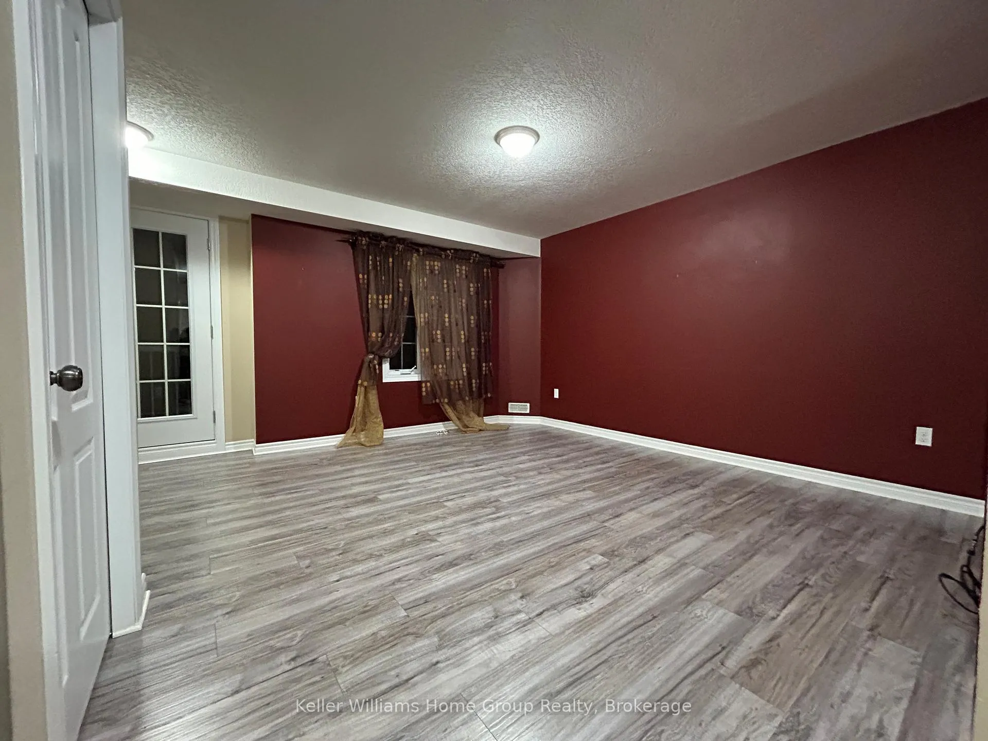 Photo 12 of Unit 13B, 55 Mooregate Crescent, Kitchener — HOMEH
