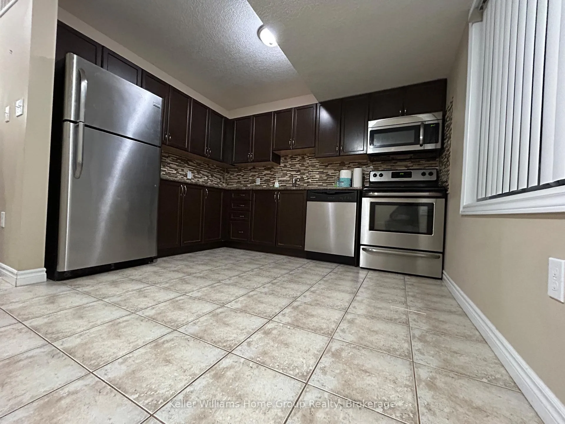 Photo 14 of Unit 13B, 55 Mooregate Crescent, Kitchener — HOMEH