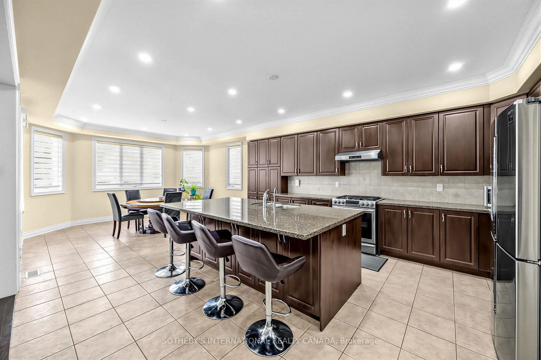 Photo 8 of Unit Main/Upper, 54 Kelways Circle, Brampton, Bram East — HOMEH