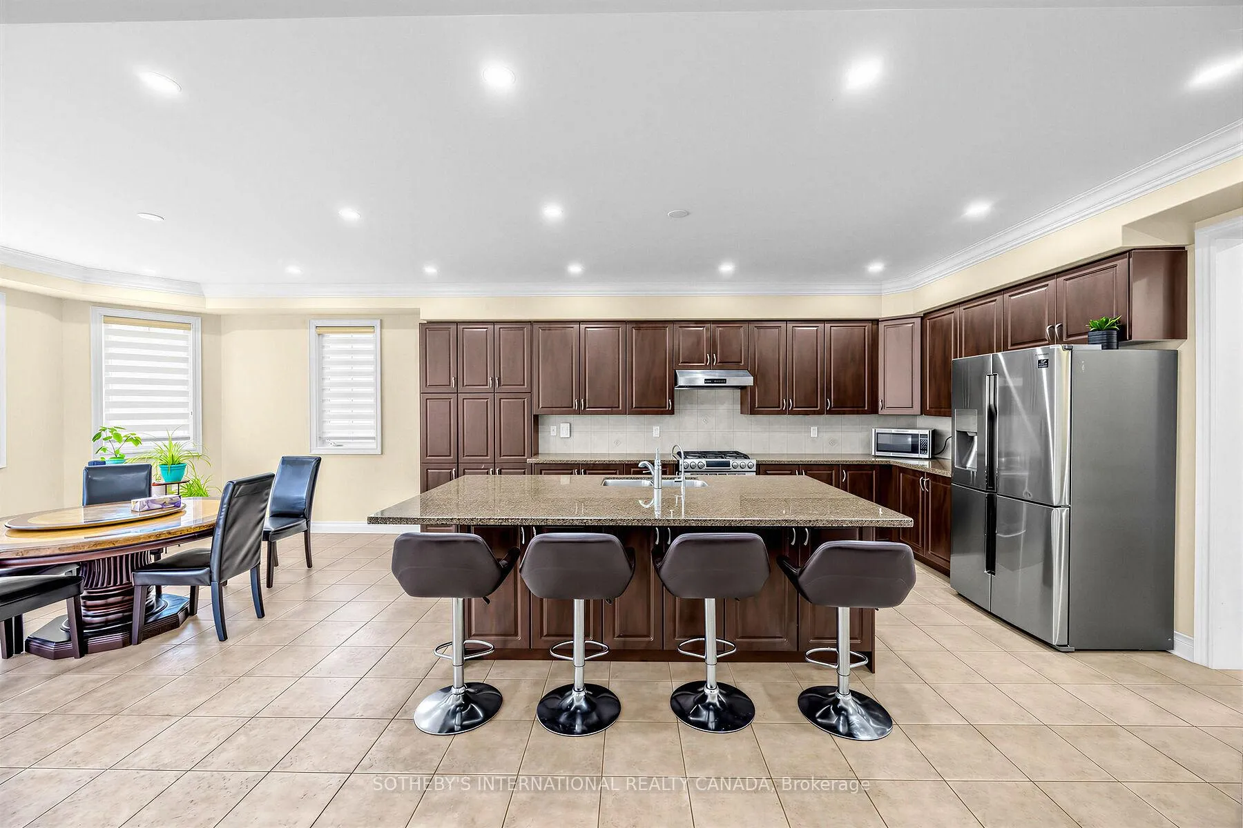 Photo 9 of Unit Main/Upper, 54 Kelways Circle, Brampton, Bram East — HOMEH