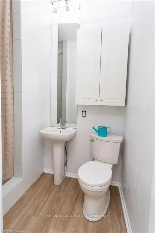 Photo 9 of 1175 Garner Road E, Hamilton, Meadowlands — HOMEH