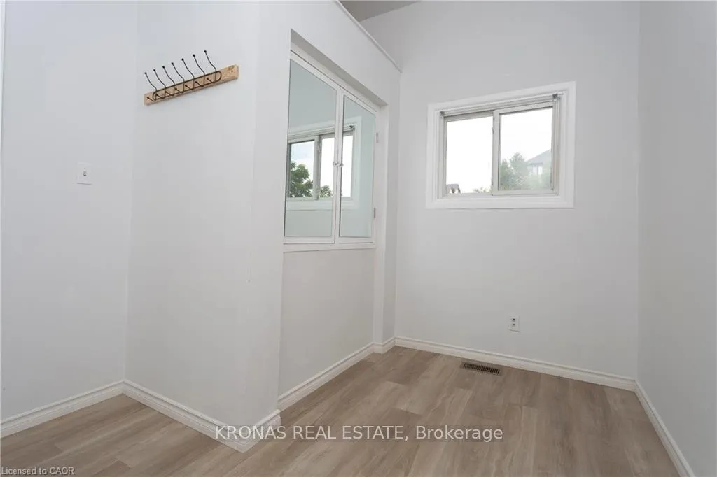 Photo 12 of 1175 Garner Road E, Hamilton, Meadowlands — HOMEH