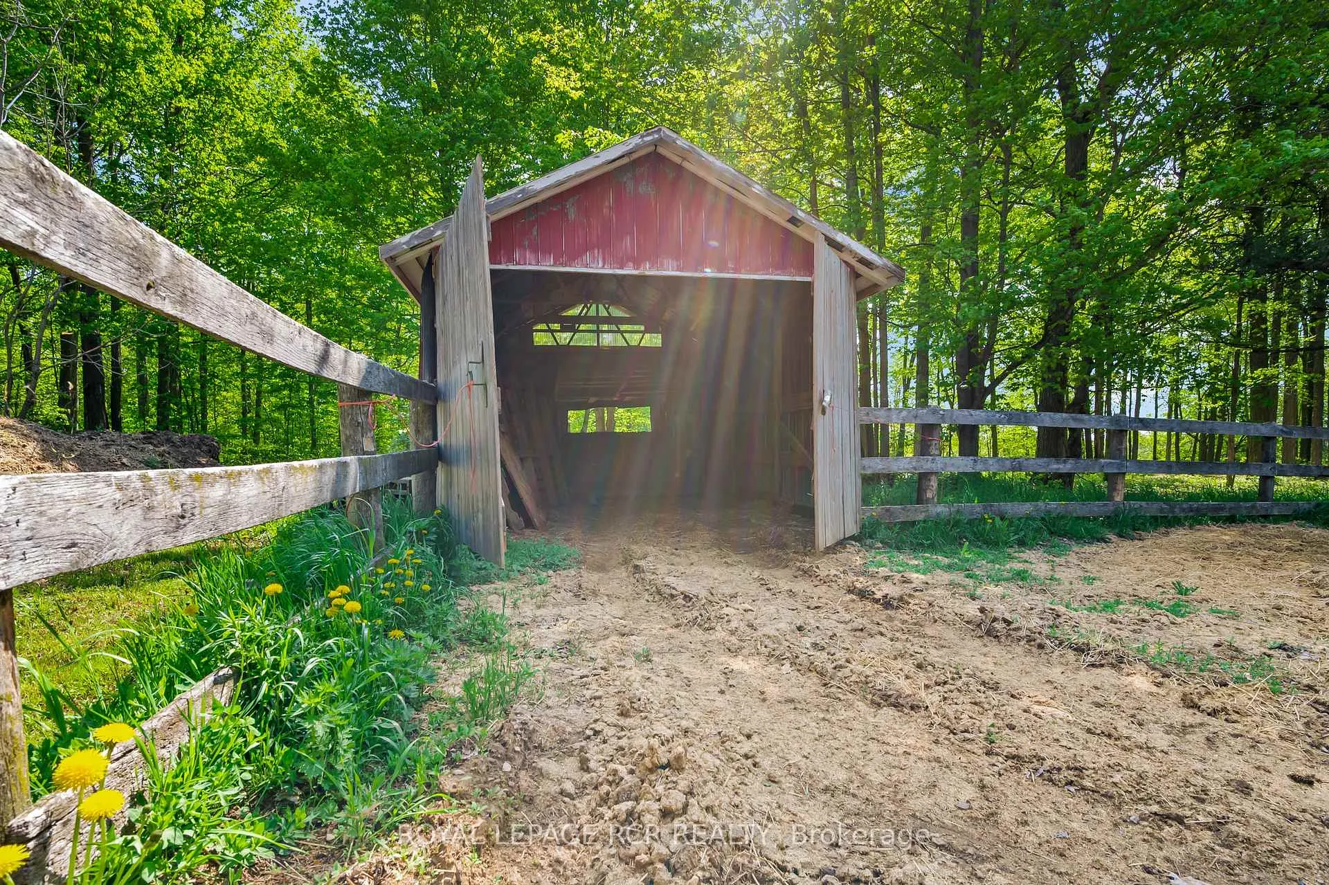 Photo 55 of 426079 25 Side Road, Mono, Rural Mono — HOMEH
