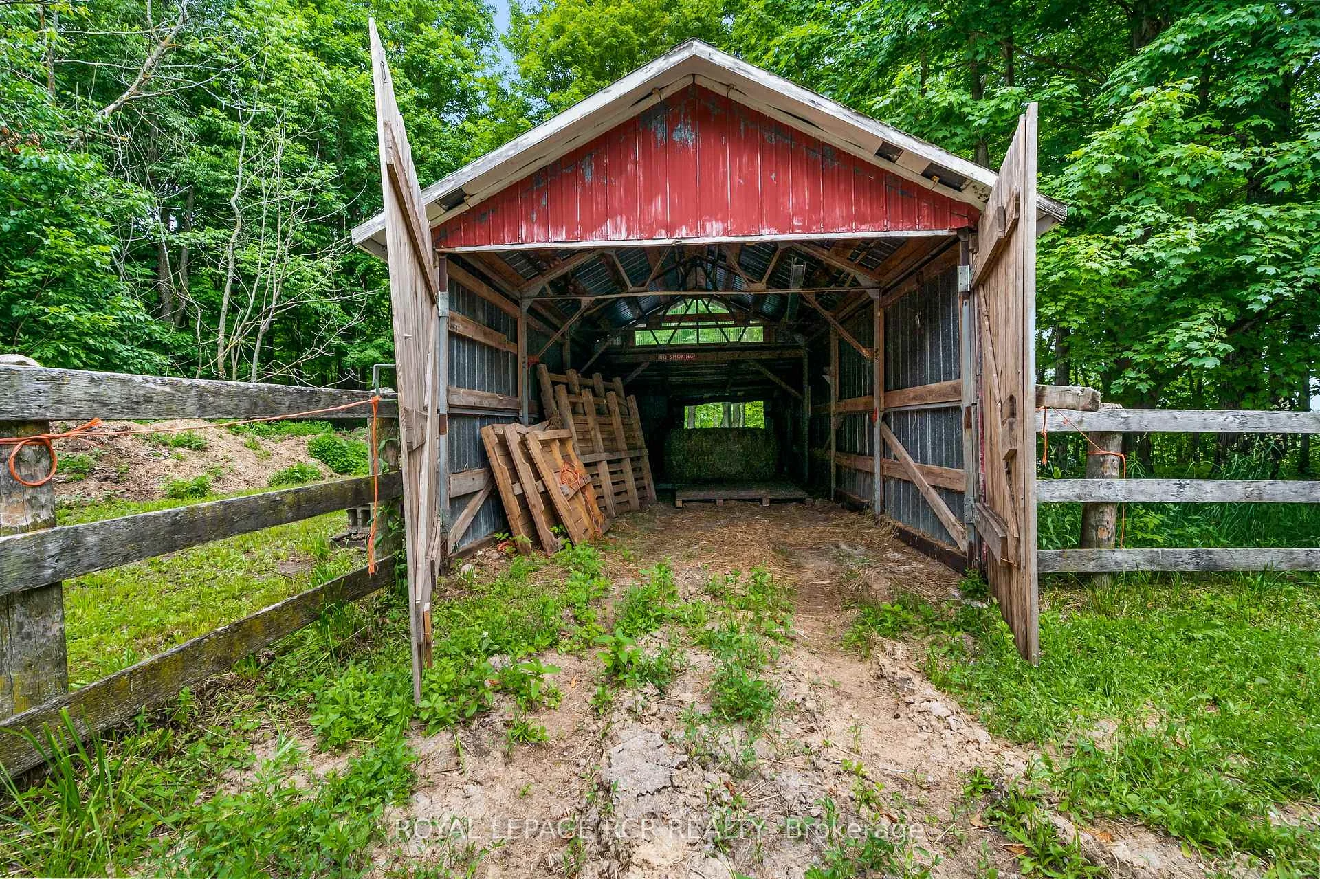Photo 46 of 426079 25 Side Road, Mono, Rural Mono — HOMEH