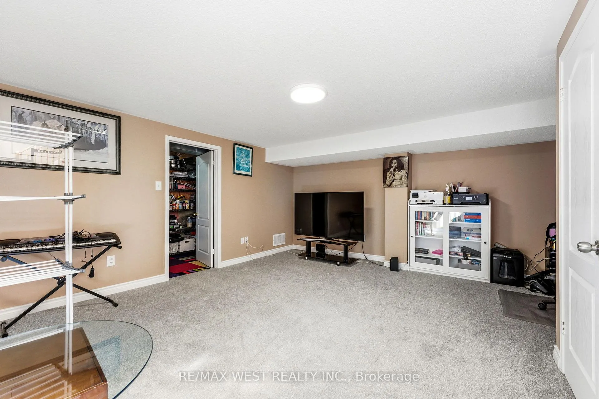 Photo 18 of 18 Needlewood Lane, Brampton, Sandringham-Wellington — HOMEH