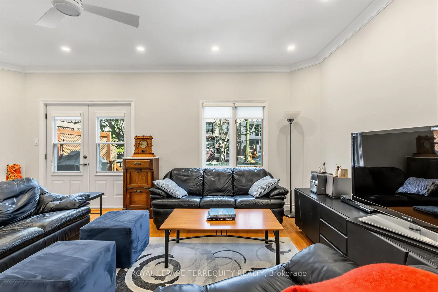Photo 16 of 21 Hadley Road, Toronto, Mount Pleasant East — HOMEH