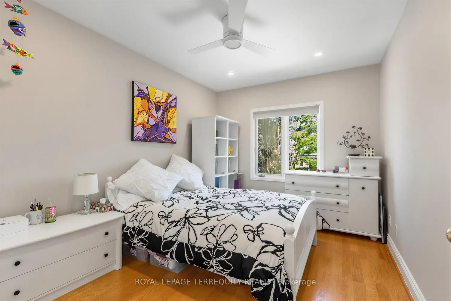Photo 20 of 21 Hadley Road, Toronto, Mount Pleasant East — HOMEH