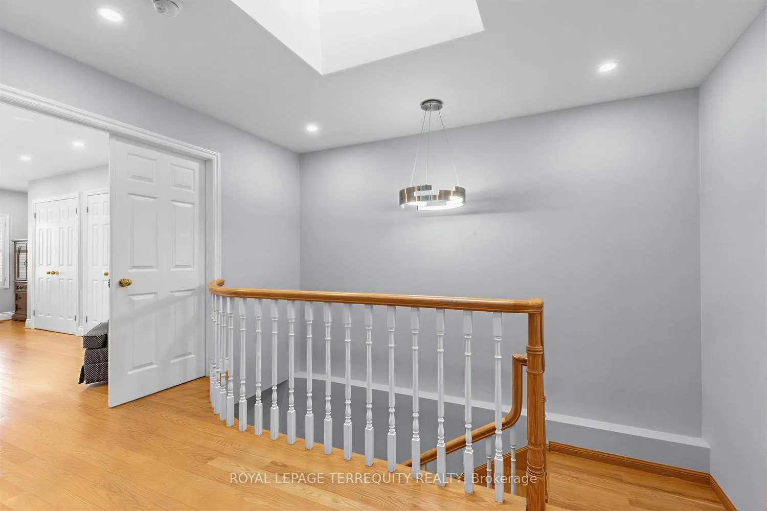 Photo 28 of 21 Hadley Road, Toronto, Mount Pleasant East — HOMEH
