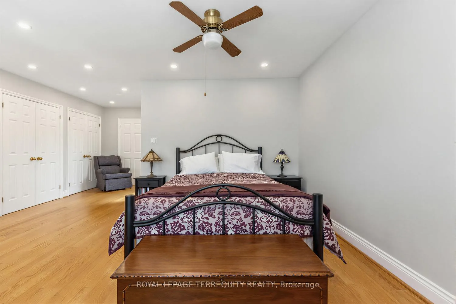 Photo 31 of 21 Hadley Road, Toronto, Mount Pleasant East — HOMEH