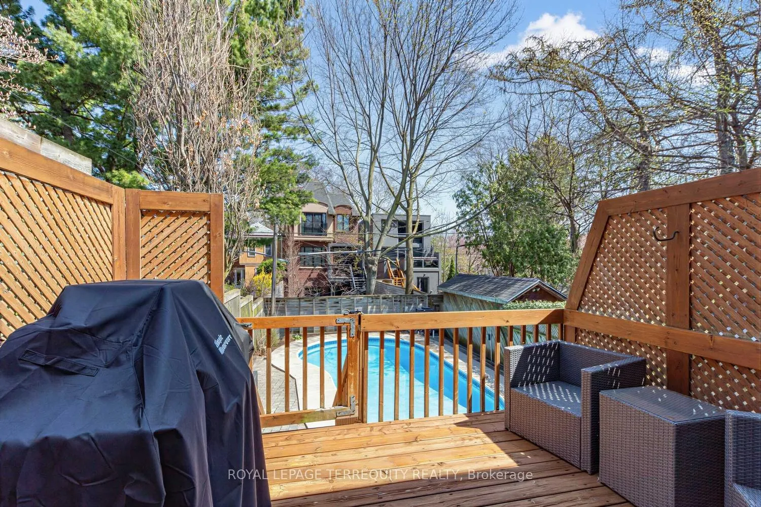 Photo 35 of 21 Hadley Road, Toronto, Mount Pleasant East — HOMEH