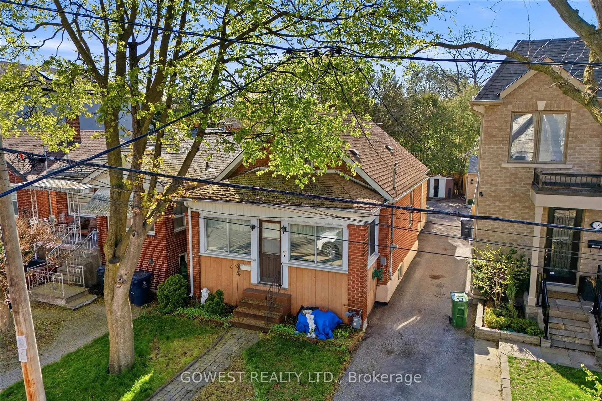 Photo 3 of 60 Warren Crescent, Toronto, Lambton Baby Point — HOMEH