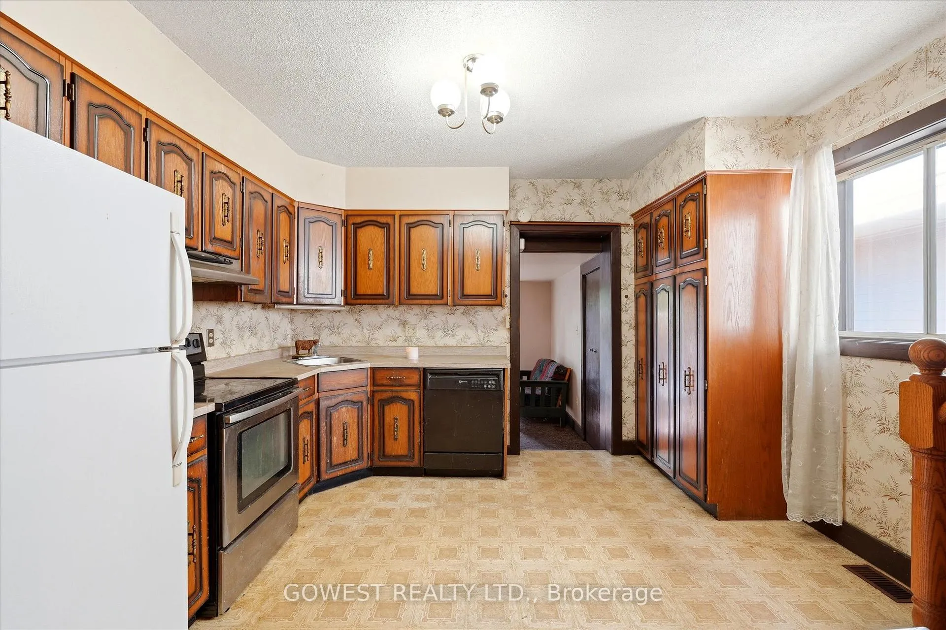 Photo 25 of 60 Warren Crescent, Toronto, Lambton Baby Point — HOMEH