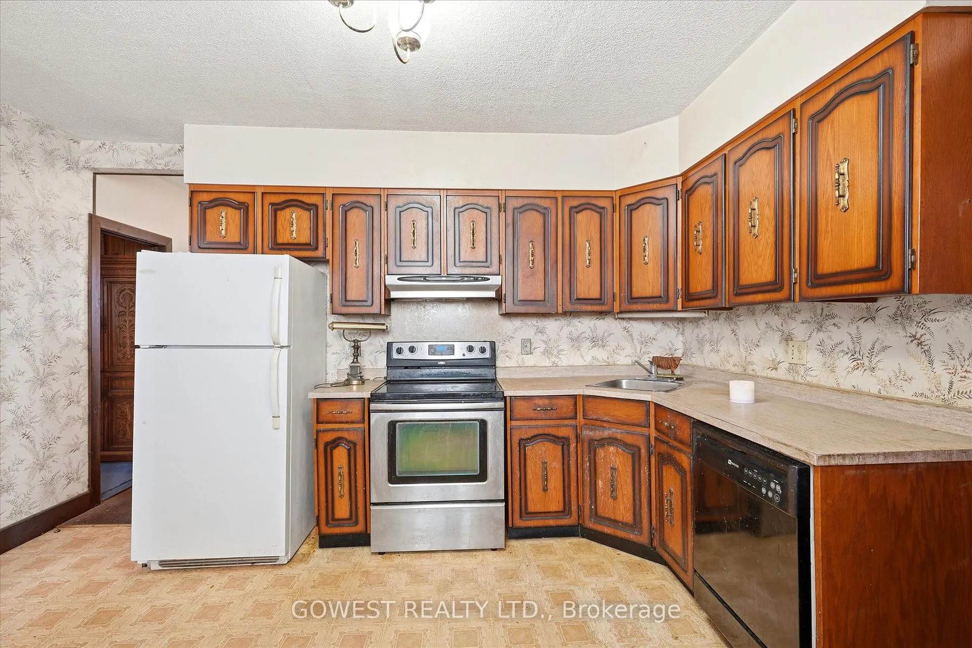Photo 26 of 60 Warren Crescent, Toronto, Lambton Baby Point — HOMEH