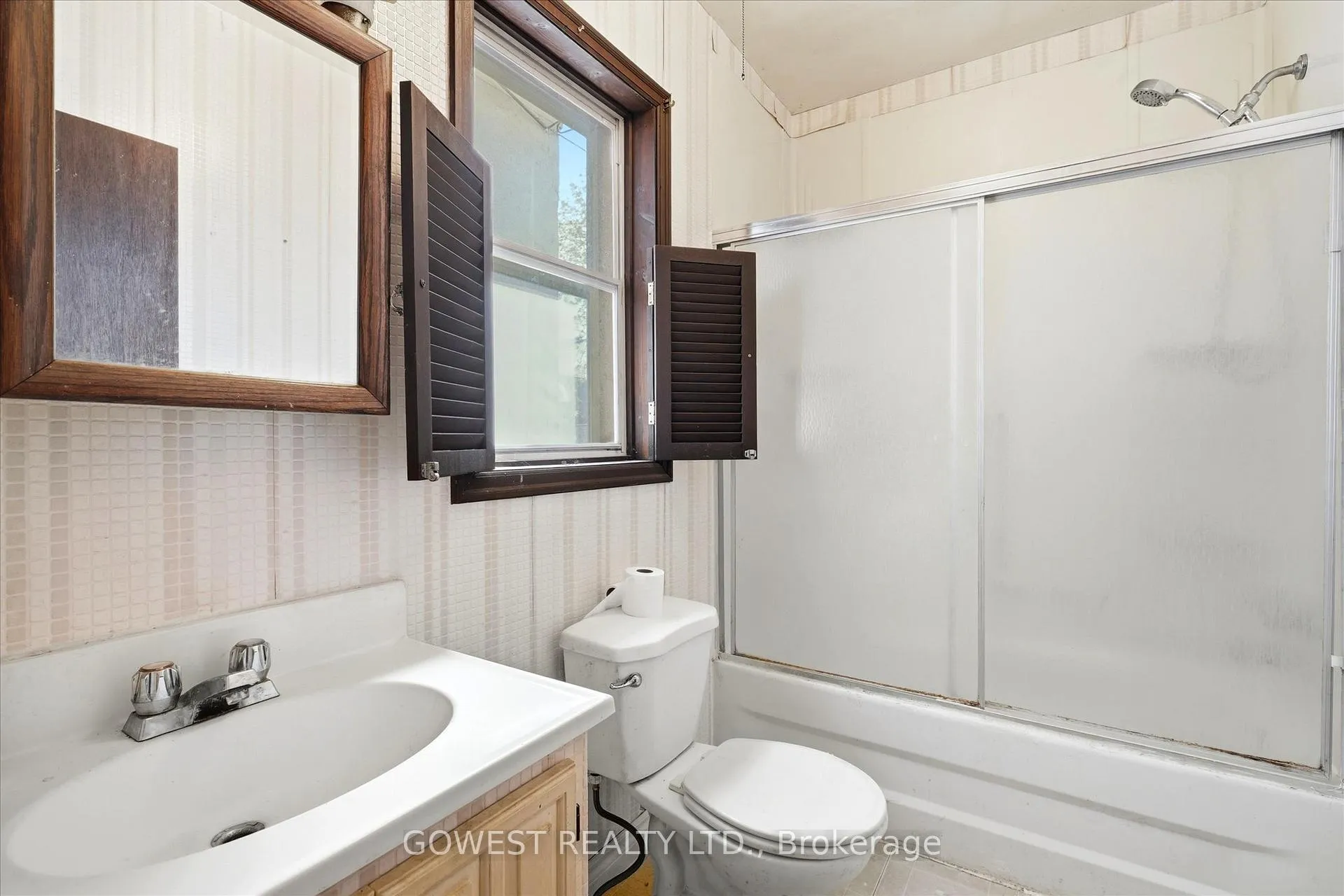 Photo 30 of 60 Warren Crescent, Toronto, Lambton Baby Point — HOMEH
