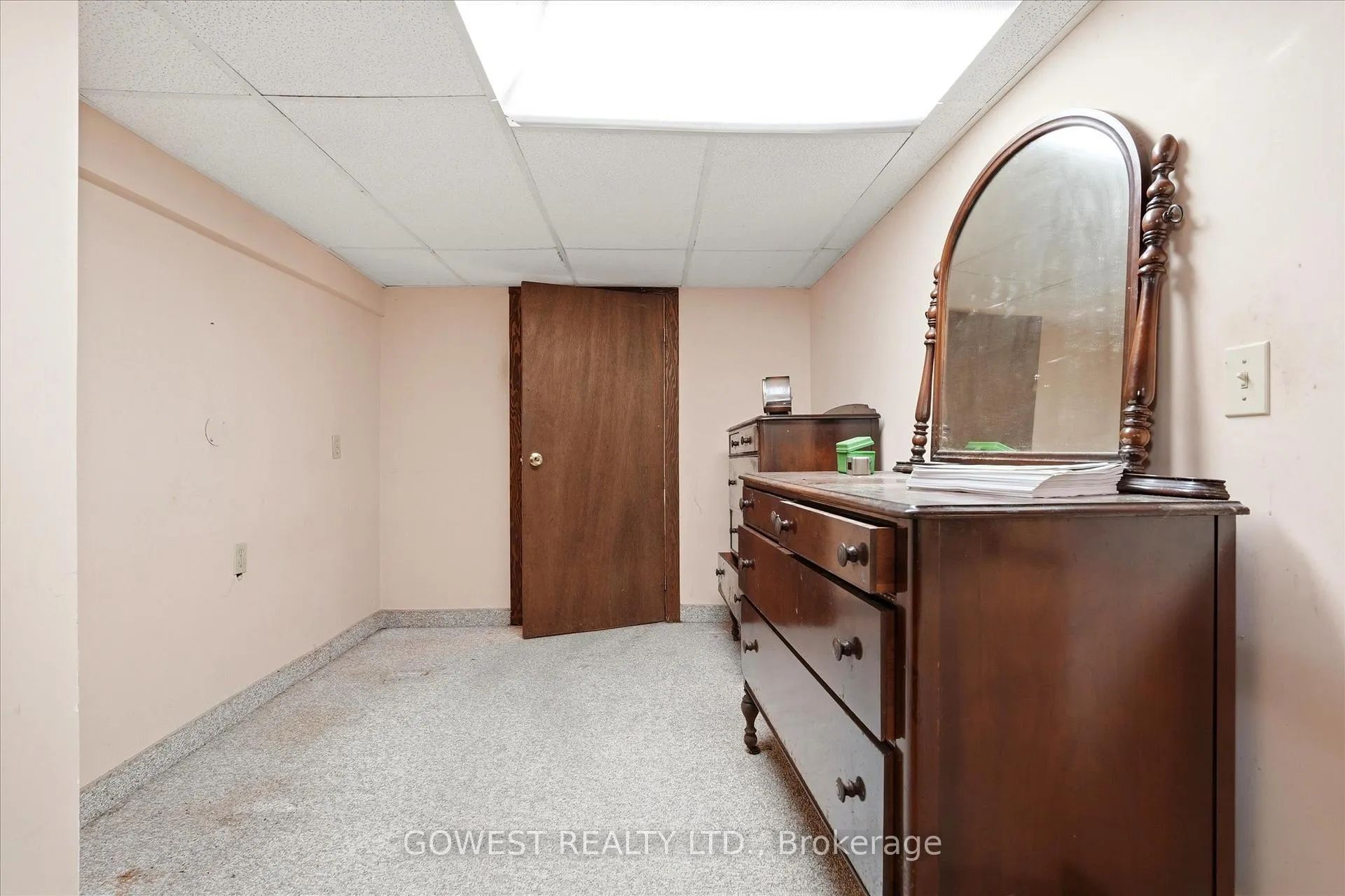 Photo 41 of 60 Warren Crescent, Toronto, Lambton Baby Point — HOMEH