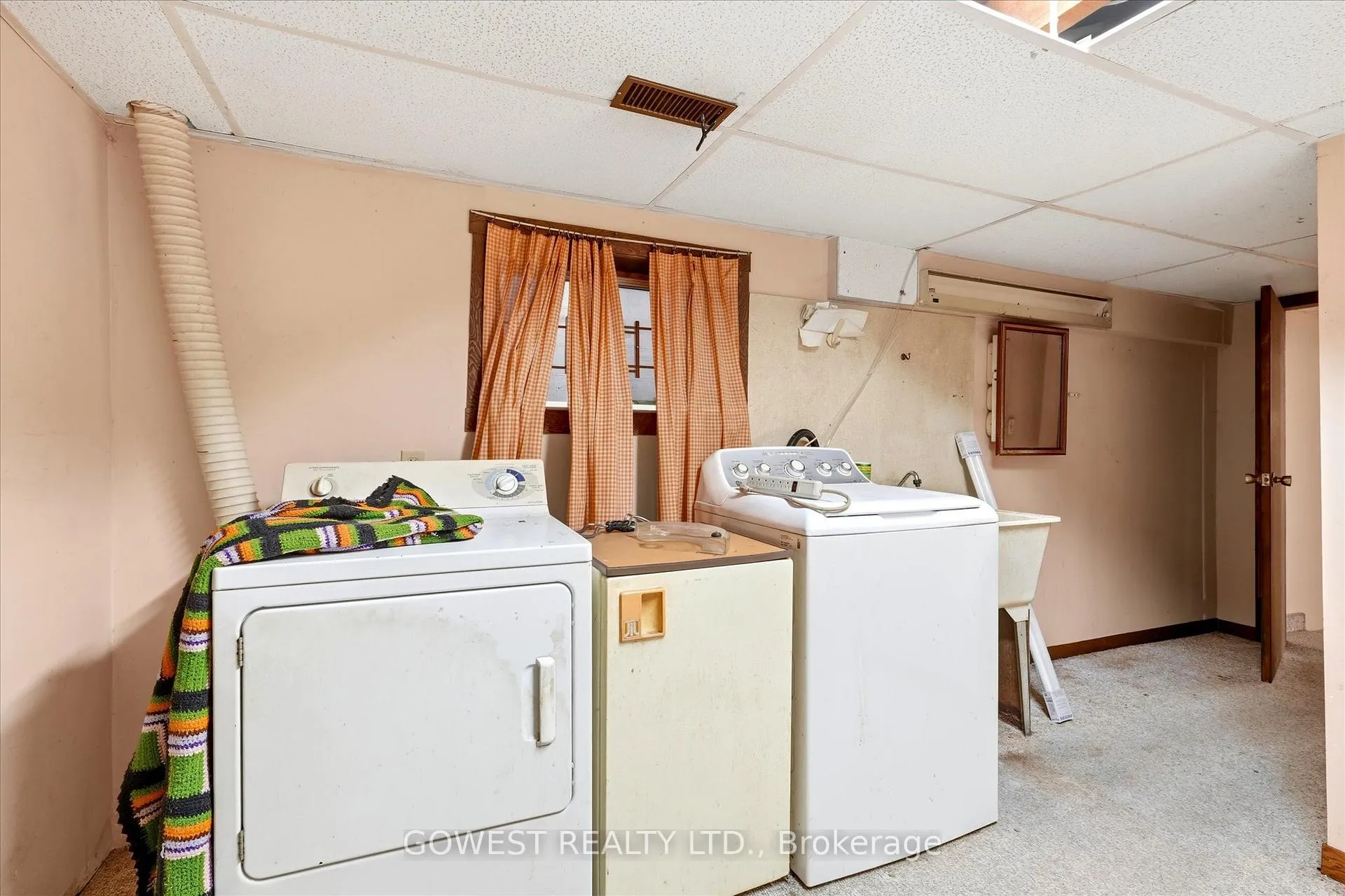 Photo 43 of 60 Warren Crescent, Toronto, Lambton Baby Point — HOMEH
