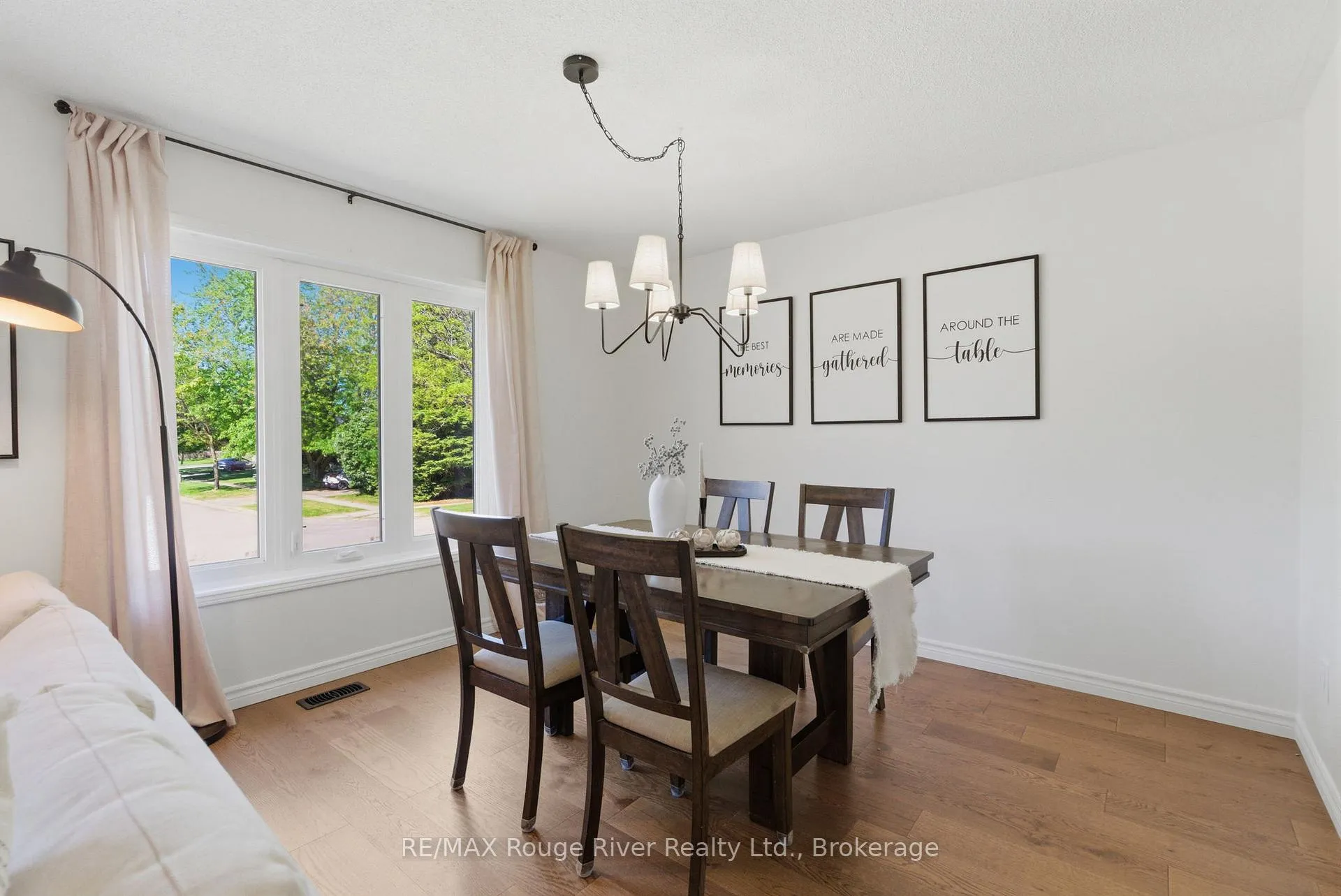 Photo 9 of 15 Lakeview Drive, Scugog, Port Perry — HOMEH