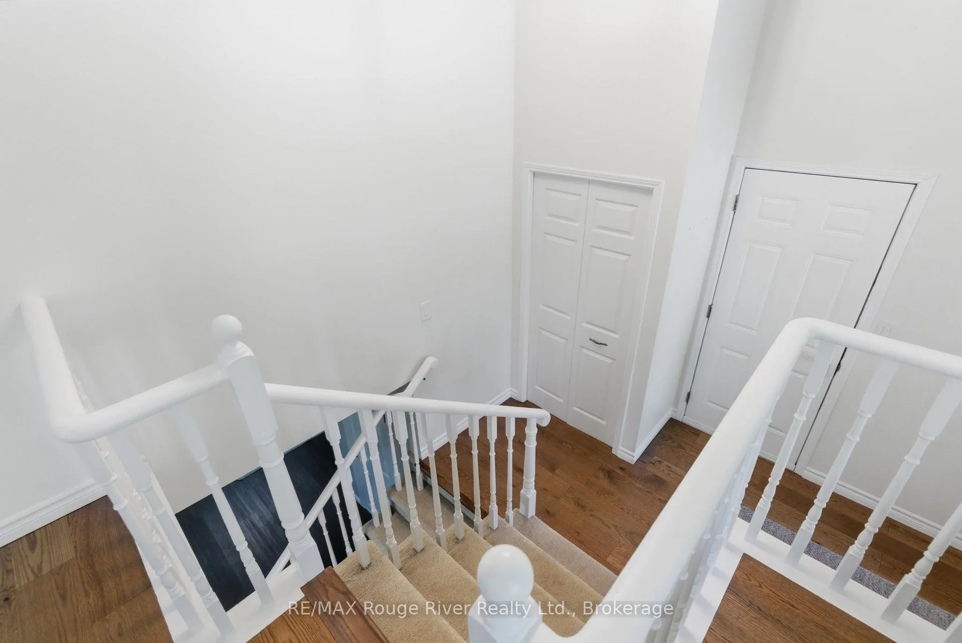 Photo 26 of 15 Lakeview Drive, Scugog, Port Perry — HOMEH