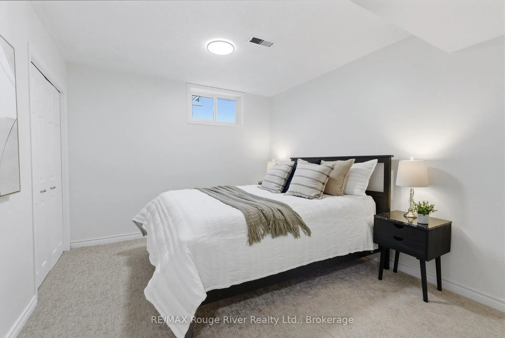 Photo 28 of 15 Lakeview Drive, Scugog, Port Perry — HOMEH