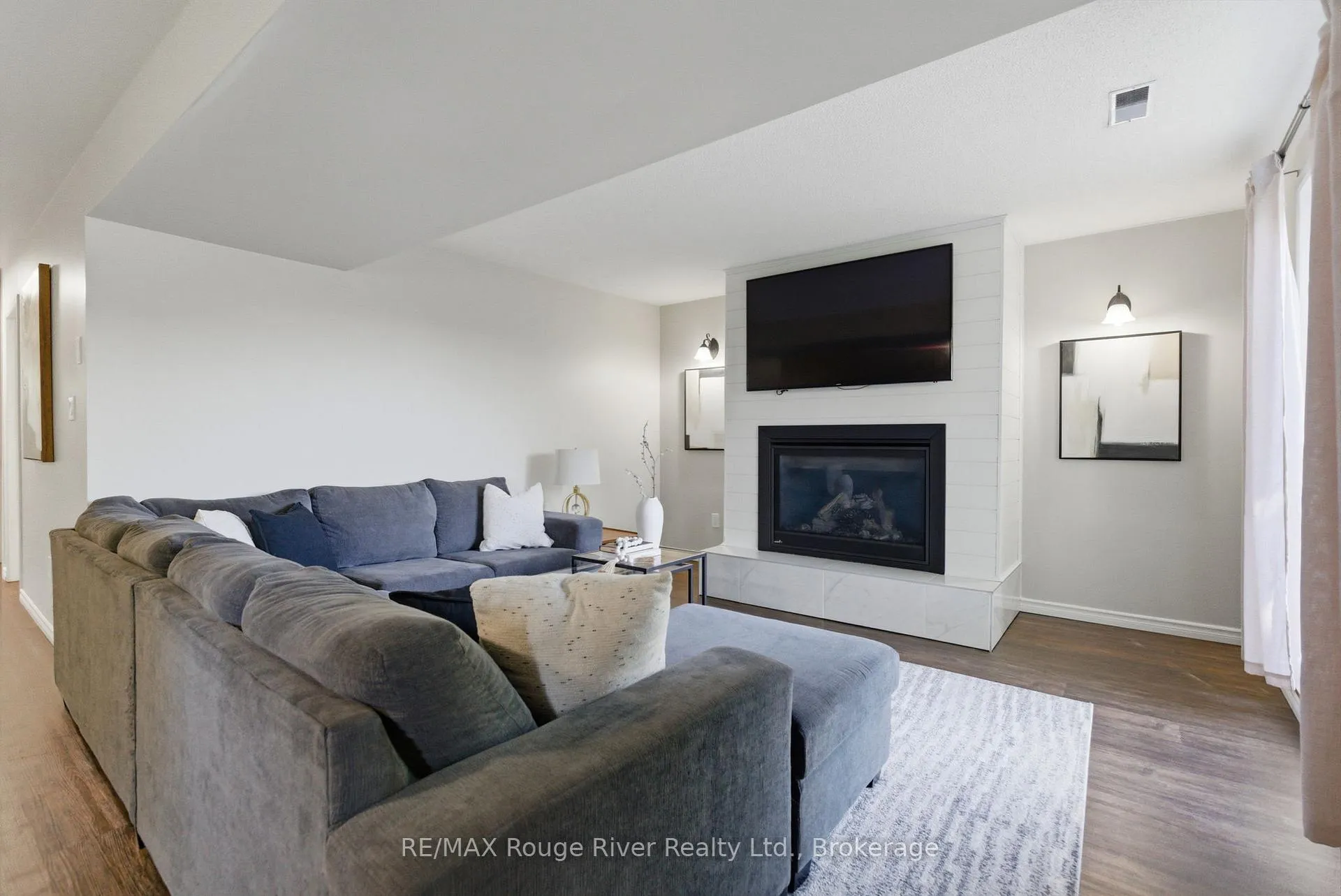 Photo 34 of 15 Lakeview Drive, Scugog, Port Perry — HOMEH