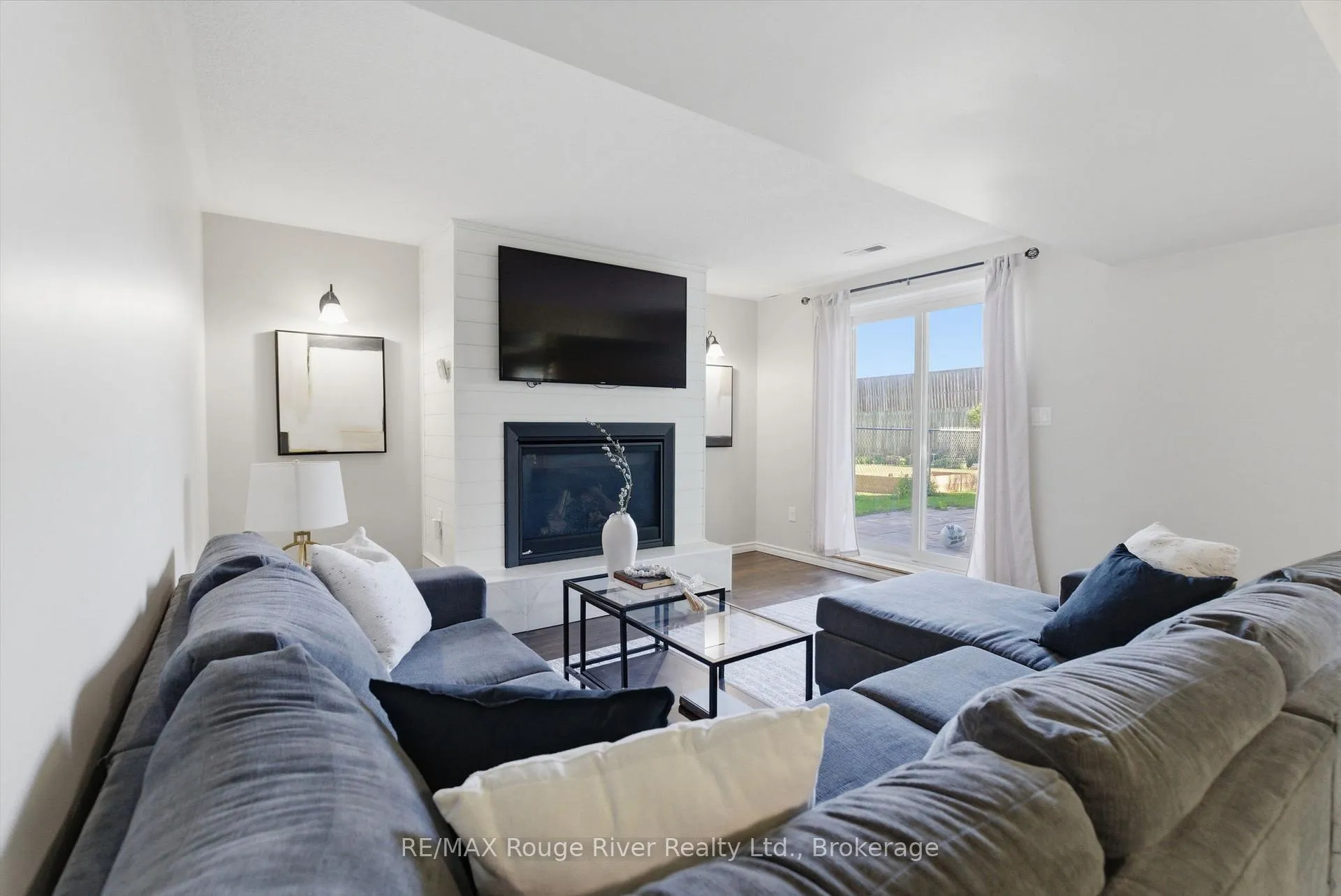 Photo 37 of 15 Lakeview Drive, Scugog, Port Perry — HOMEH