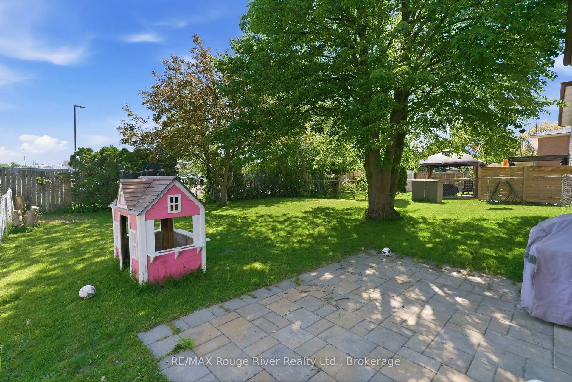 Photo 42 of 15 Lakeview Drive, Scugog, Port Perry — HOMEH