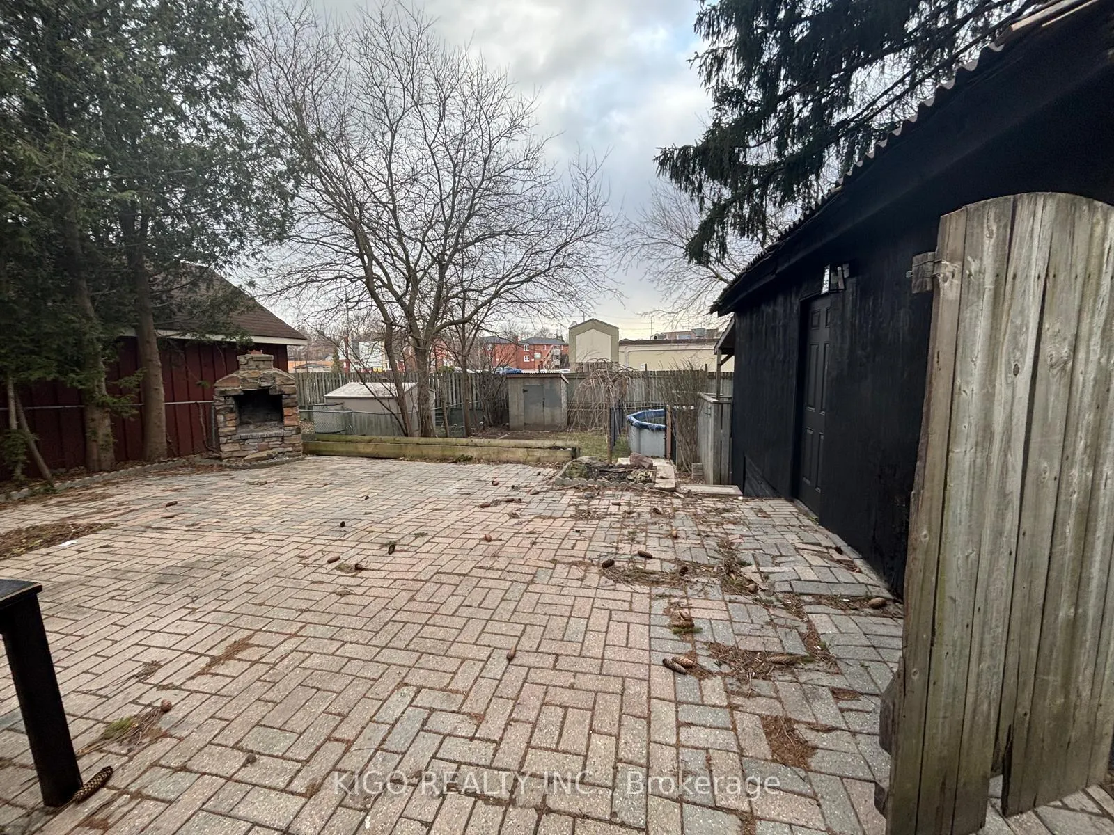 Photo 15 of 393 Weber Street E, Kitchener, King East — HOMEH