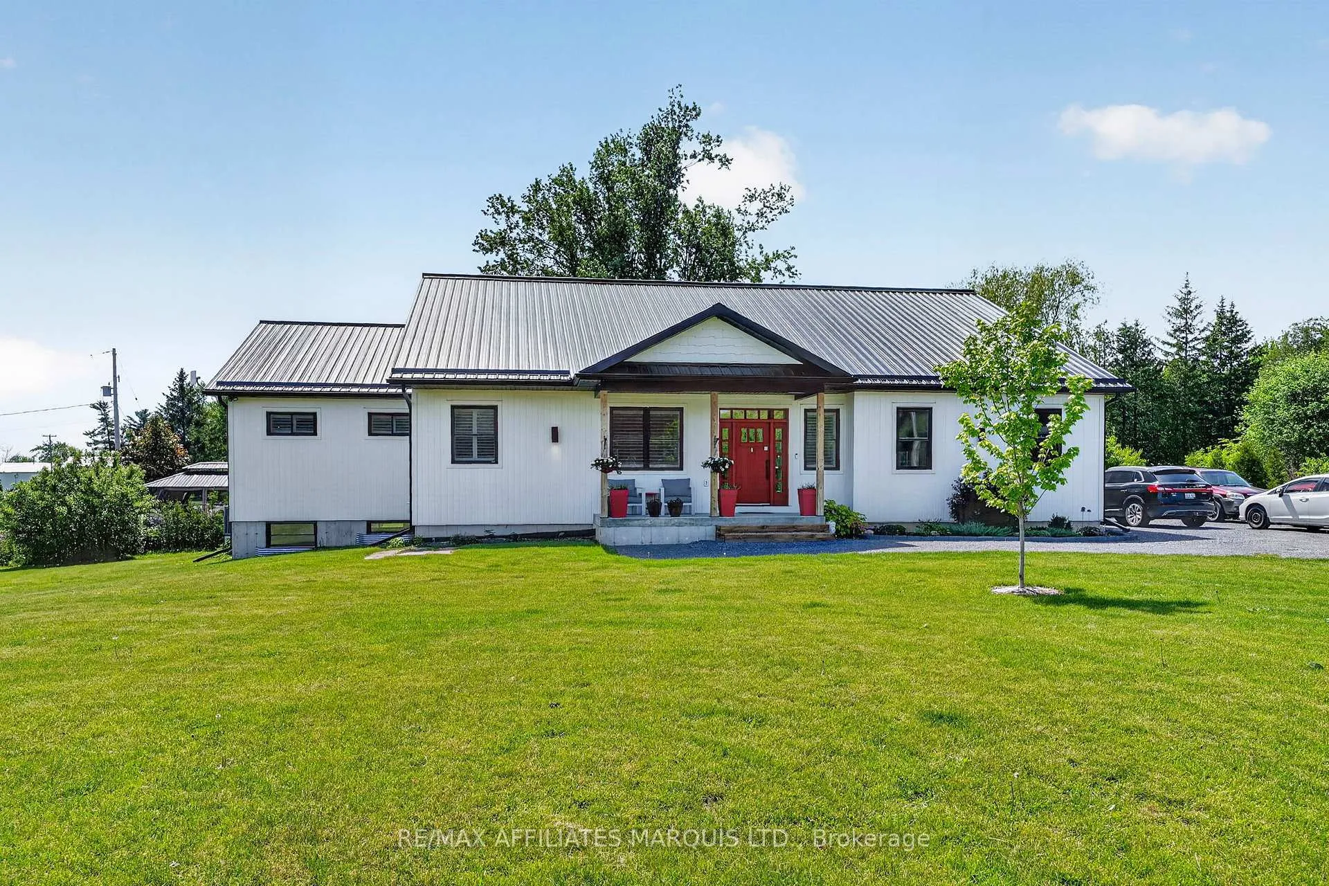 Photo 2 of 4996 Rosebush Drive, South Glengarry, South Glengarry (Charlottenburgh) Twp — HOMEH