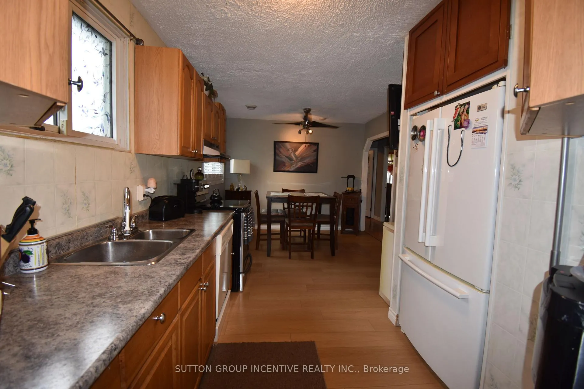 Photo 9 of 5 Lanark Crescent, St. Catharines, Carlton/Bunting — HOMEH