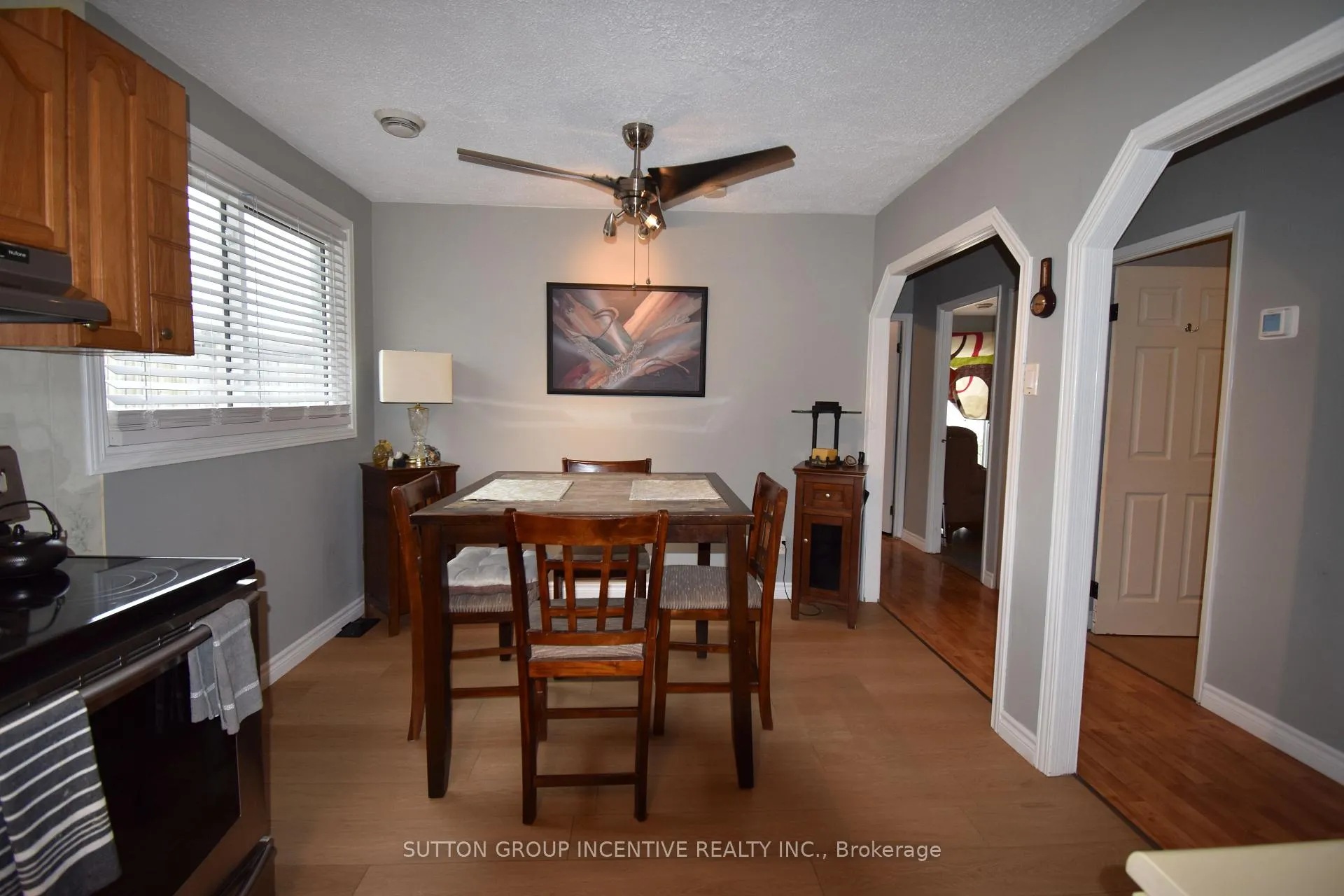 Photo 10 of 5 Lanark Crescent, St. Catharines, Carlton/Bunting — HOMEH