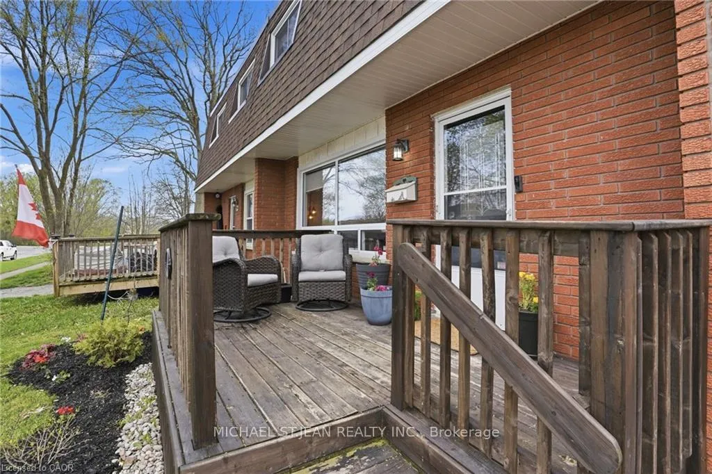 Photo 5 of 282 Roach Avenue, Welland, Broadway — HOMEH